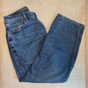 American Eagle Mom Jeans Women’s 8 Regular Medium Wash Stretch High Rise Denim